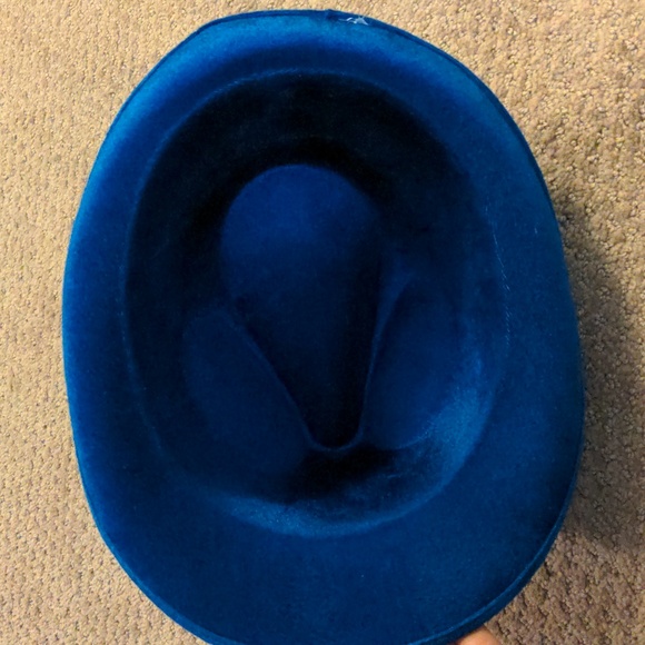 Men's Royal Blue Velvet Fedora Hat - Picture 4 of 4